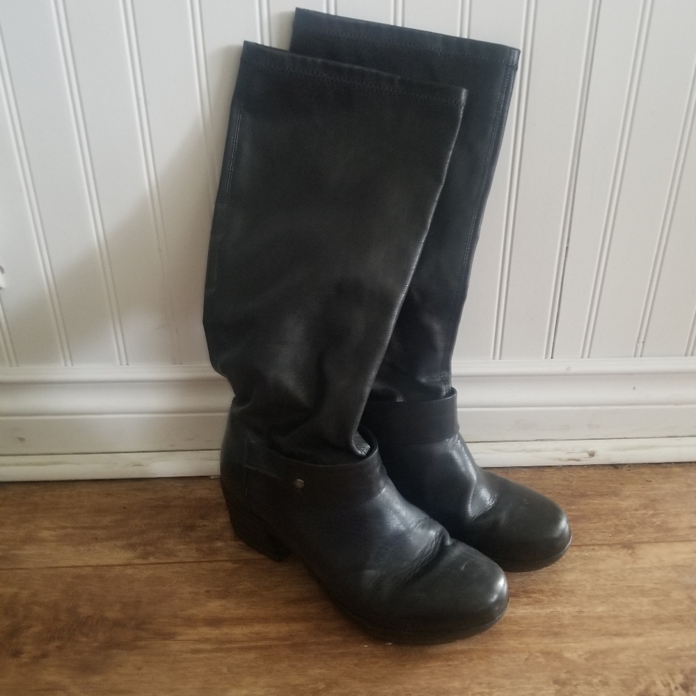 Dansko Francesca boots size 8.5